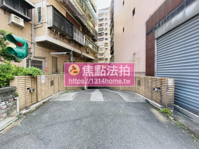蘆洲大樓法拍-11