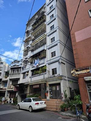 新北淡水華廈法拍-8