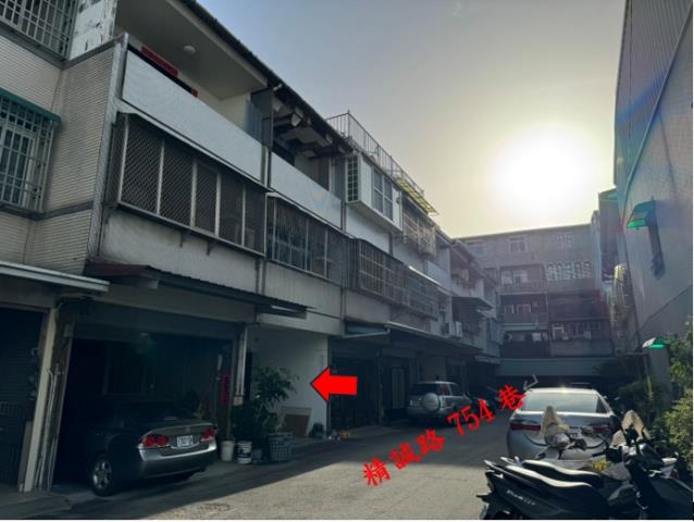 台中南屯法拍透天-7