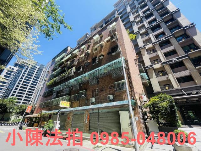 蘆洲華廈法拍-2
