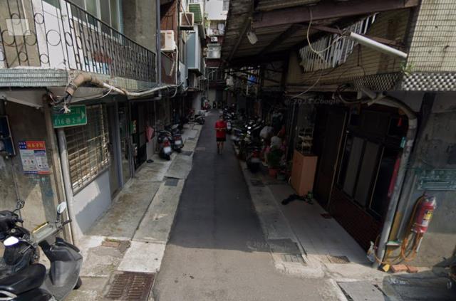 新北泰山法拍透天-3