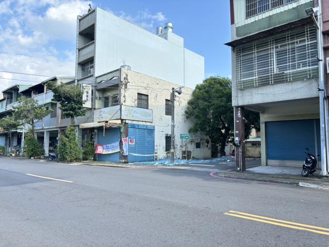 高雄岡山透天-1