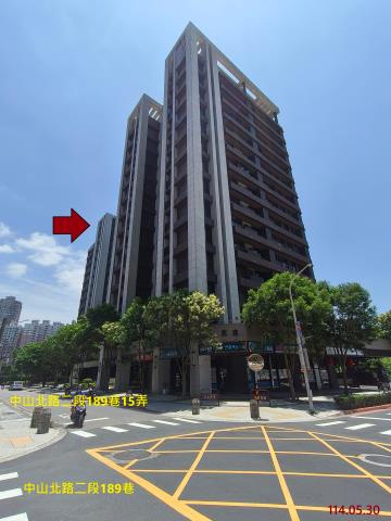 新北淡水大樓拍賣-1