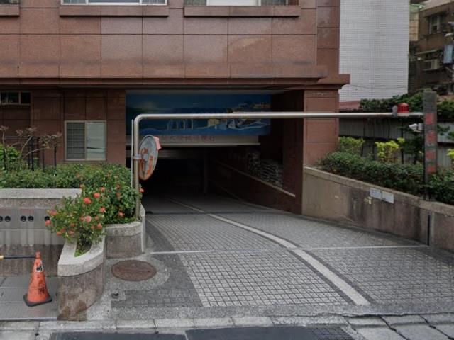 板橋大樓法拍-4