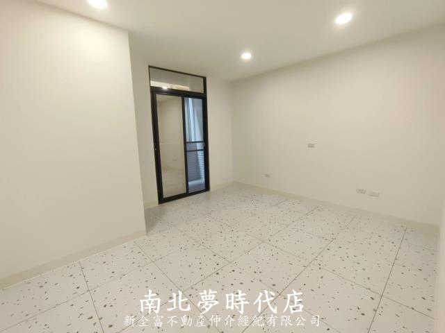 台南南區透天-10