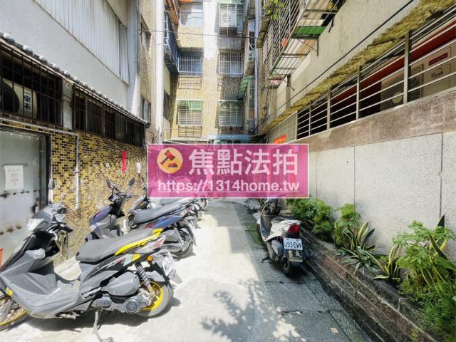 新北中和拍賣公寓-9