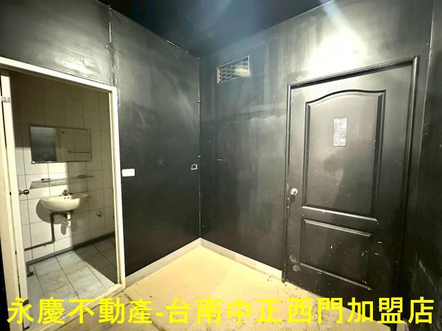 中西區透天-6