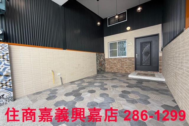 東區透天-1
