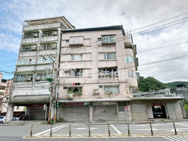 信義區法拍公寓-1