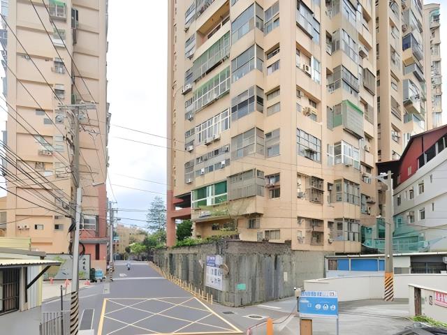 新北淡水法拍大樓-6