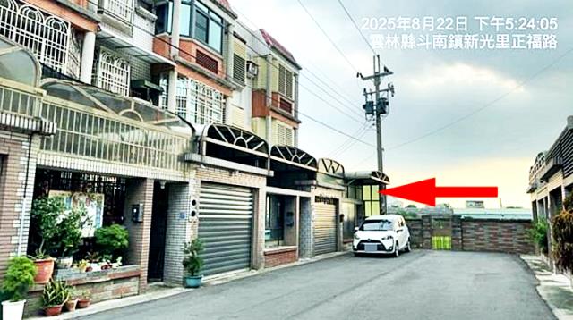 斗南鎮正福路車庫透天