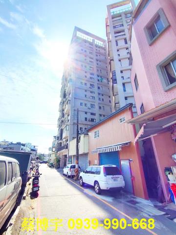 中興路摩登高第法拍屋