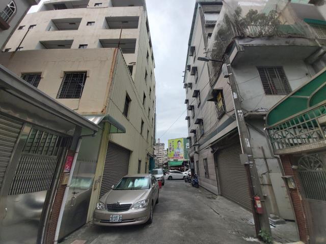 高雄三民區拍賣透天-6