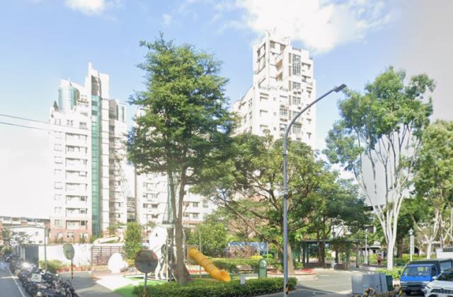 台北萬華法拍大樓-2