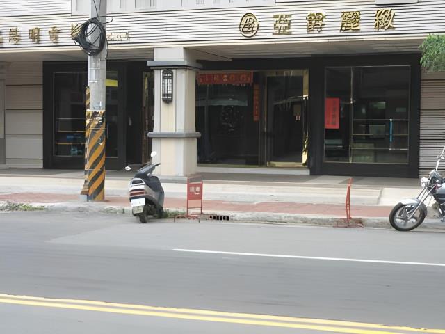 中壢拍賣大樓-3