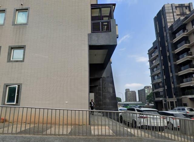 新北林口大樓法拍-4