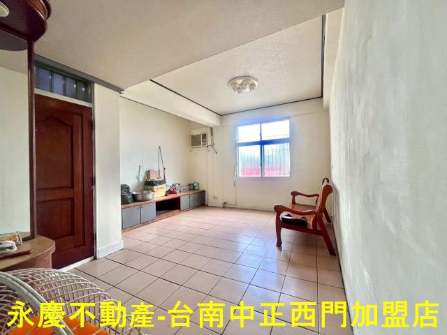 台南東區公寓-2