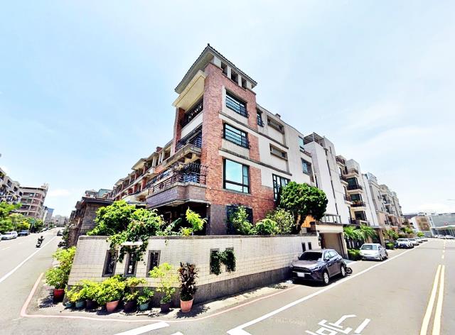 東區拍賣透天-5