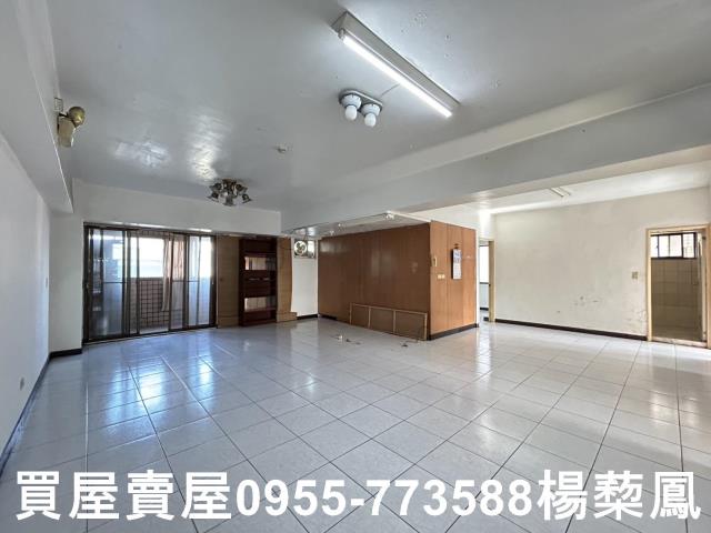 高雄岡山大樓-1