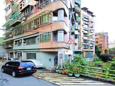 淡水大樓拍賣-4