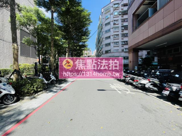 新北中和法拍大樓-11