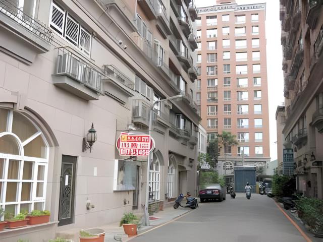 新北板橋大樓法拍-2