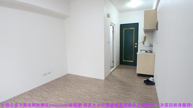 台中西區套房-10