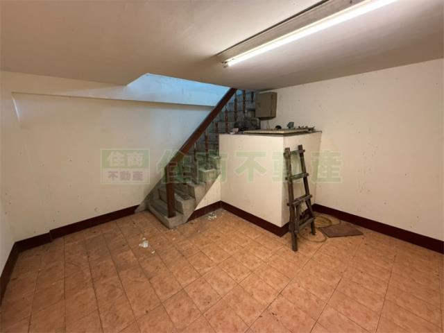 高雄三民區透天-6