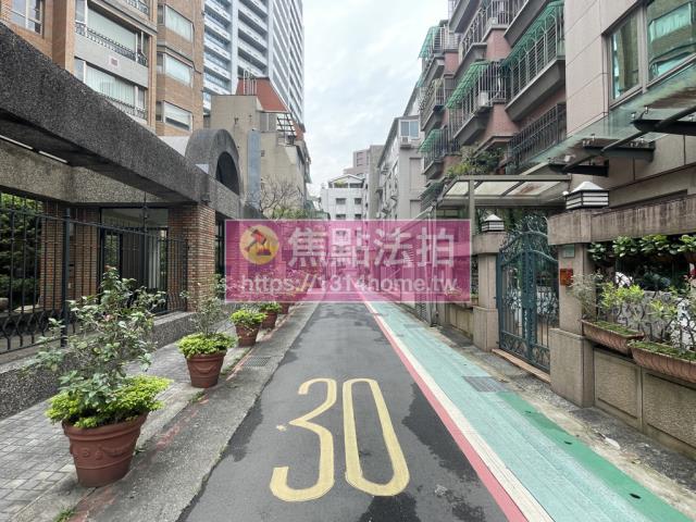 台北中山區法拍華廈-11