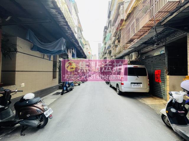 三重公寓法拍-7