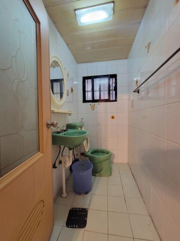 華勛一樓3房門前停車