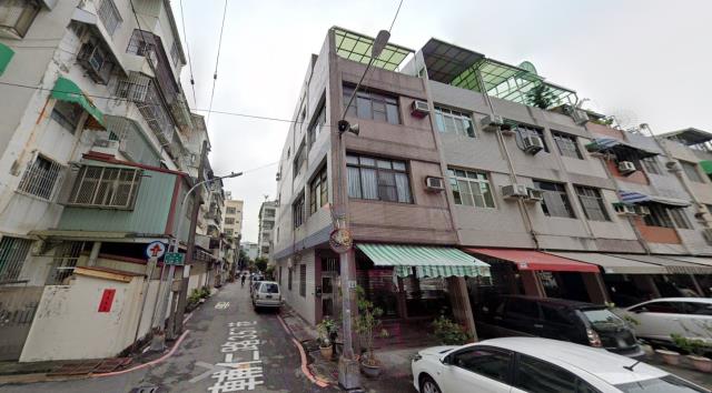 苓雅透天法拍-10