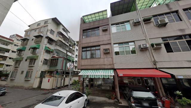 苓雅透天法拍-4