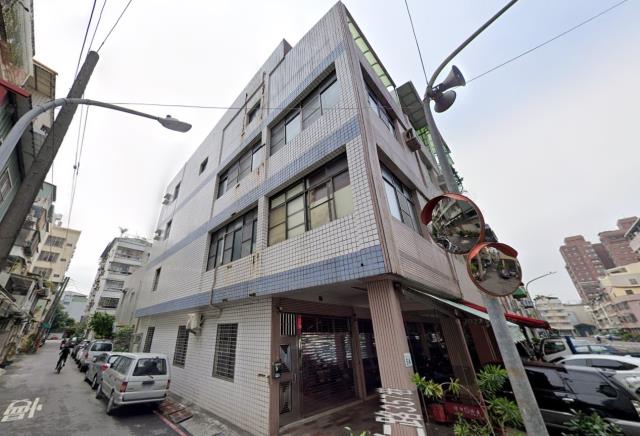 苓雅透天法拍-5