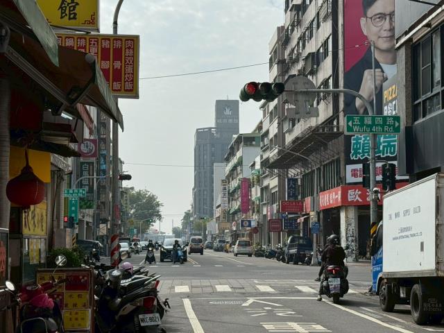 高雄鹽埕法拍大樓-5