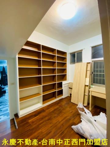 台南中西區公寓-3