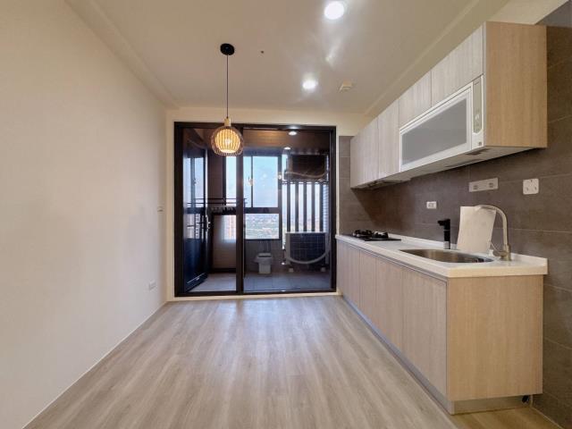 中壢過嶺景觀2房車位