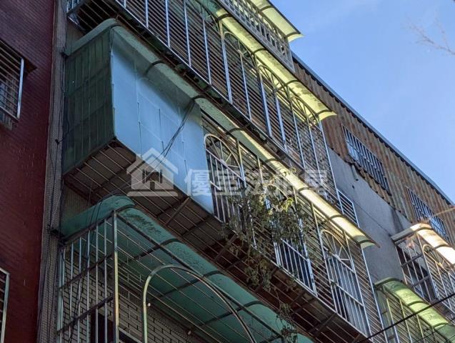 新北板橋公寓法拍-1