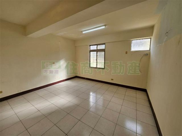 高雄小港透天-11