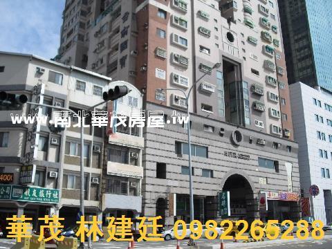 東區大樓法拍-3