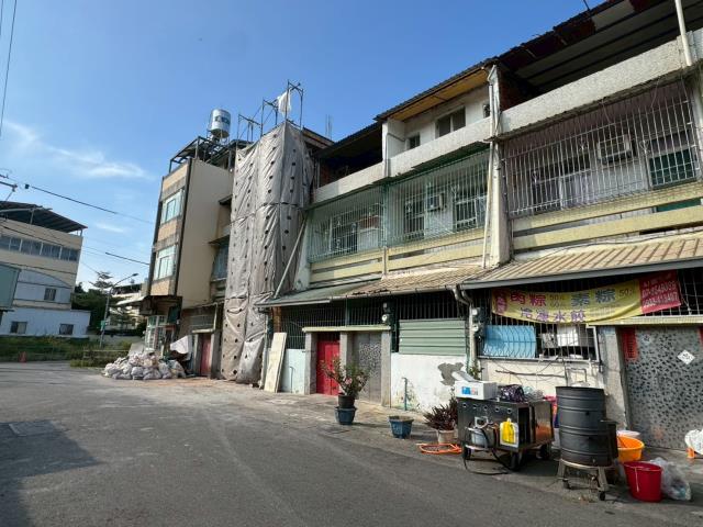 高雄楠梓透天法拍-5