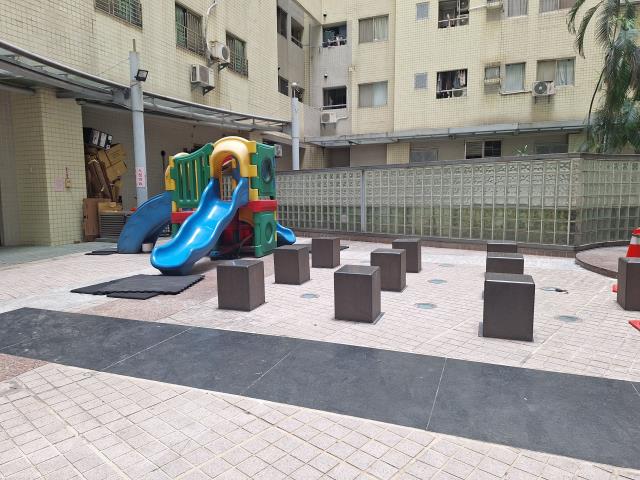 高雄三民區大樓-11