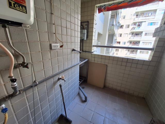 高雄三民區大樓-7