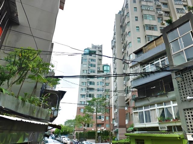 台北萬華法拍大樓-12