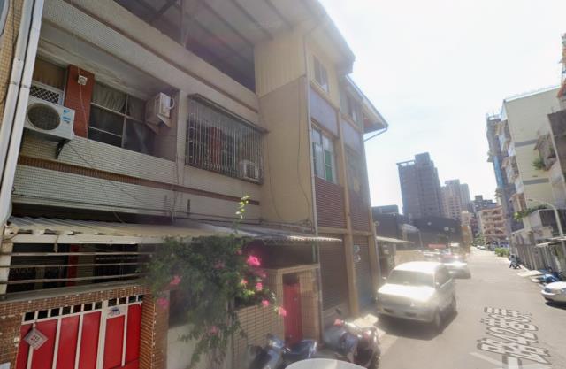 高雄苓雅法拍透天-4