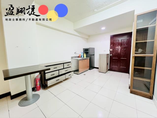 高雄新興區大樓-4