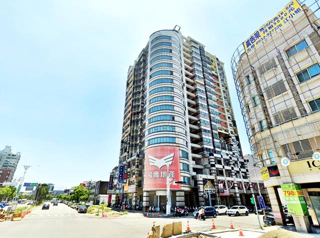 竹南鎮博愛街電梯三房