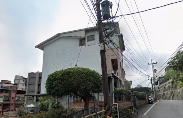 新北汐止法拍透天-4