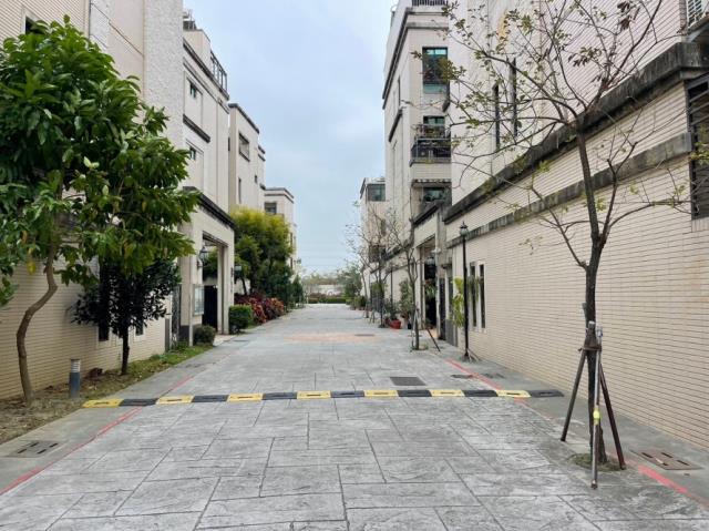 台南新市透天-1