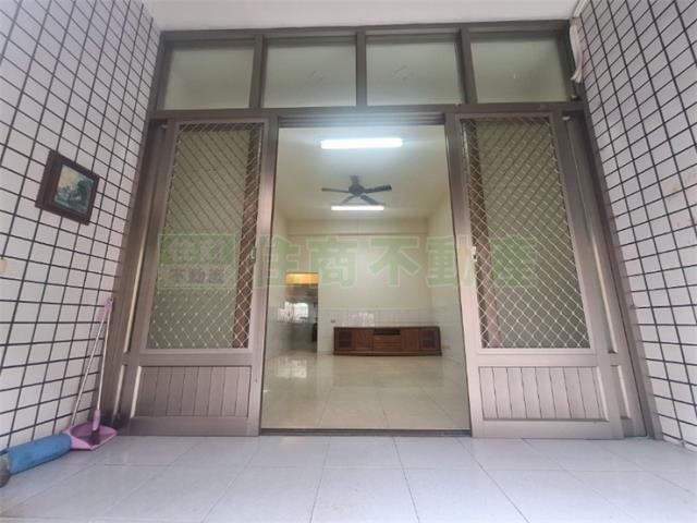 高雄楠梓透天-1